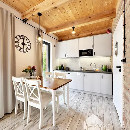 Patyki Kamyki Apartmán *